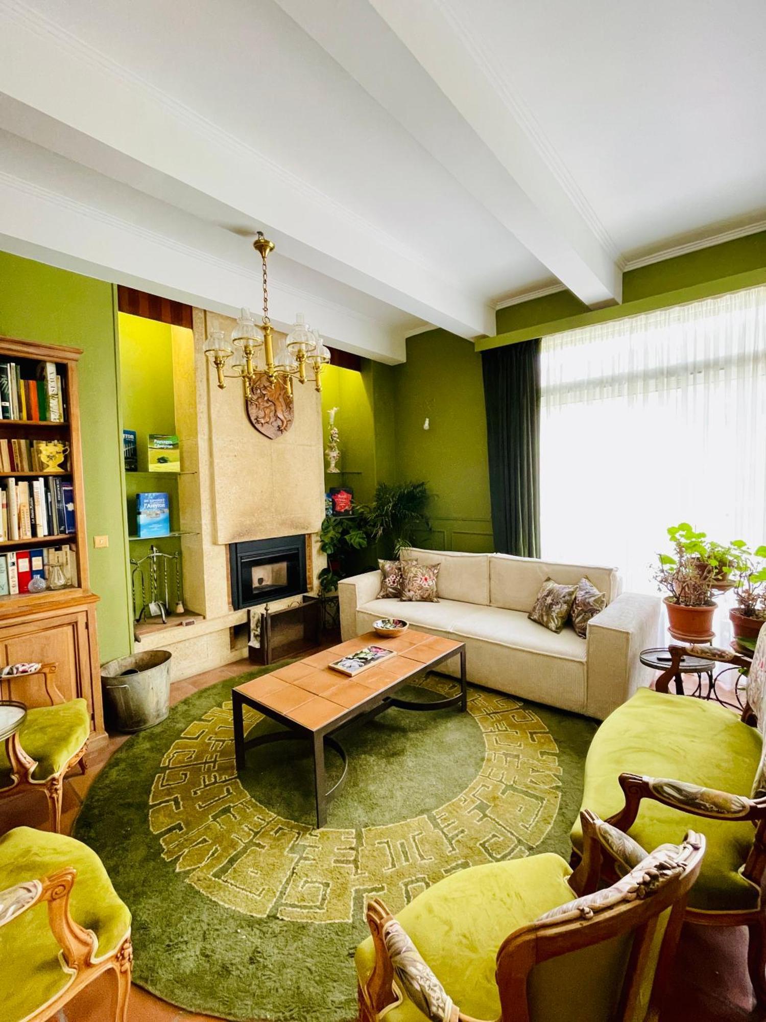 La Maison Au Toit Vert เอสปาลิยง ภายนอก รูปภาพ